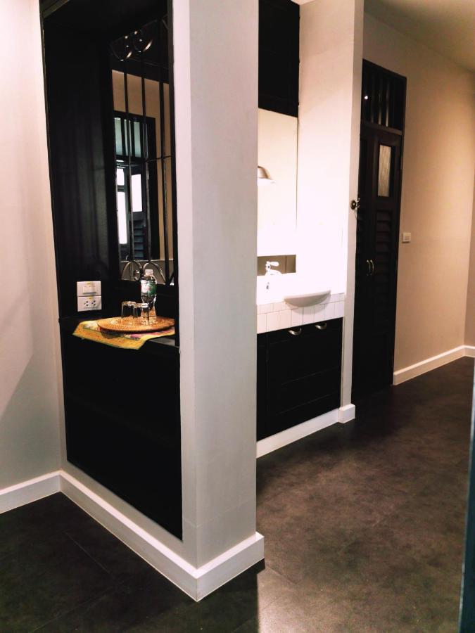 Chomm House Bed & Breakfast Bangkok Ngoại thất bức ảnh